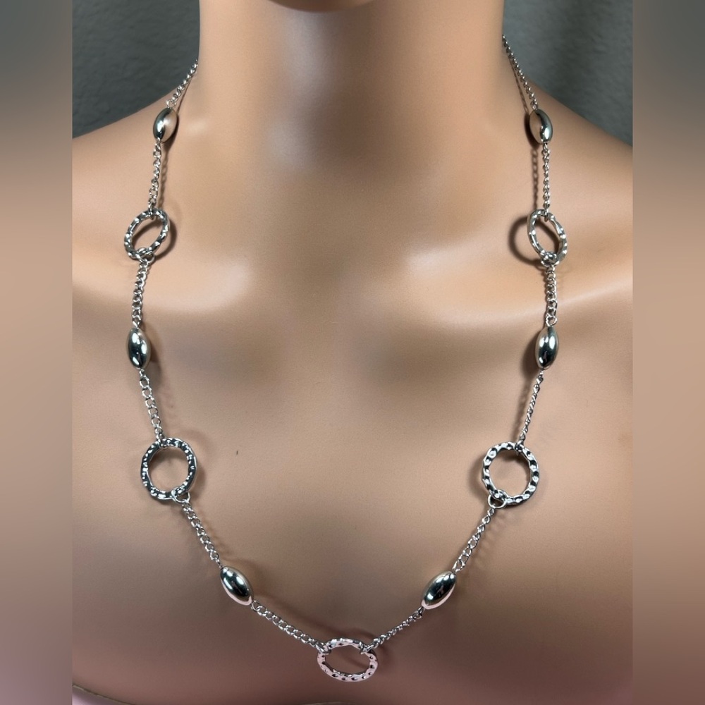 Delicate Silver Chain Necklace with Circle Accents